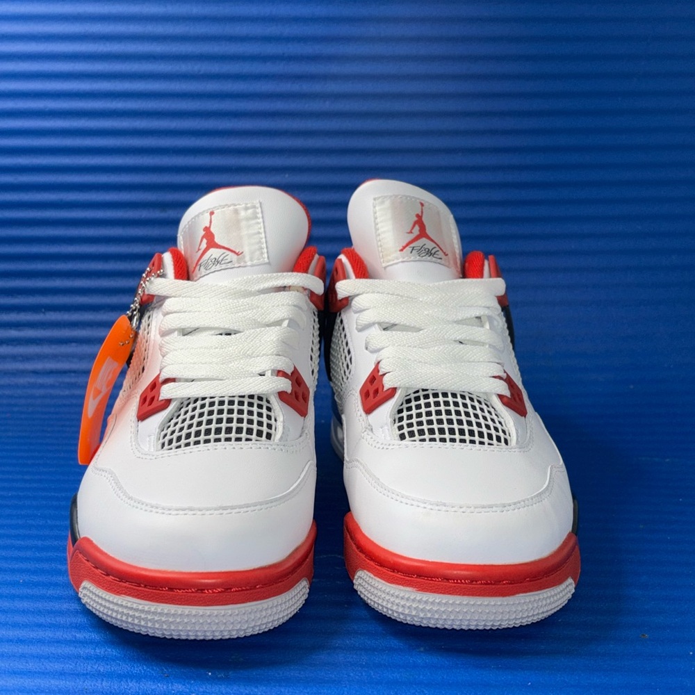 Size 6.5- Men’s Nike Air Jordan 4 Retro Fire Red (2020) DC7770-160 Women’s 8 NEW - Picture 3 of 10